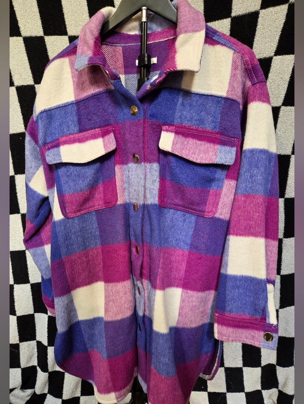 Women's Maurices plaid snap up shacket size large
